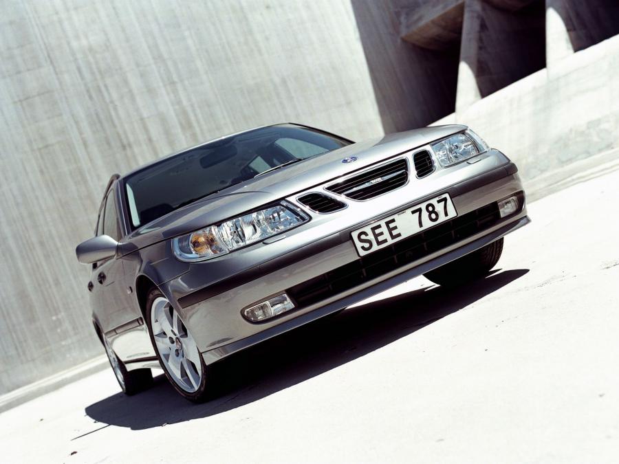  Saab 9-5 Wagon 2002 года  (фото 8 из 16)